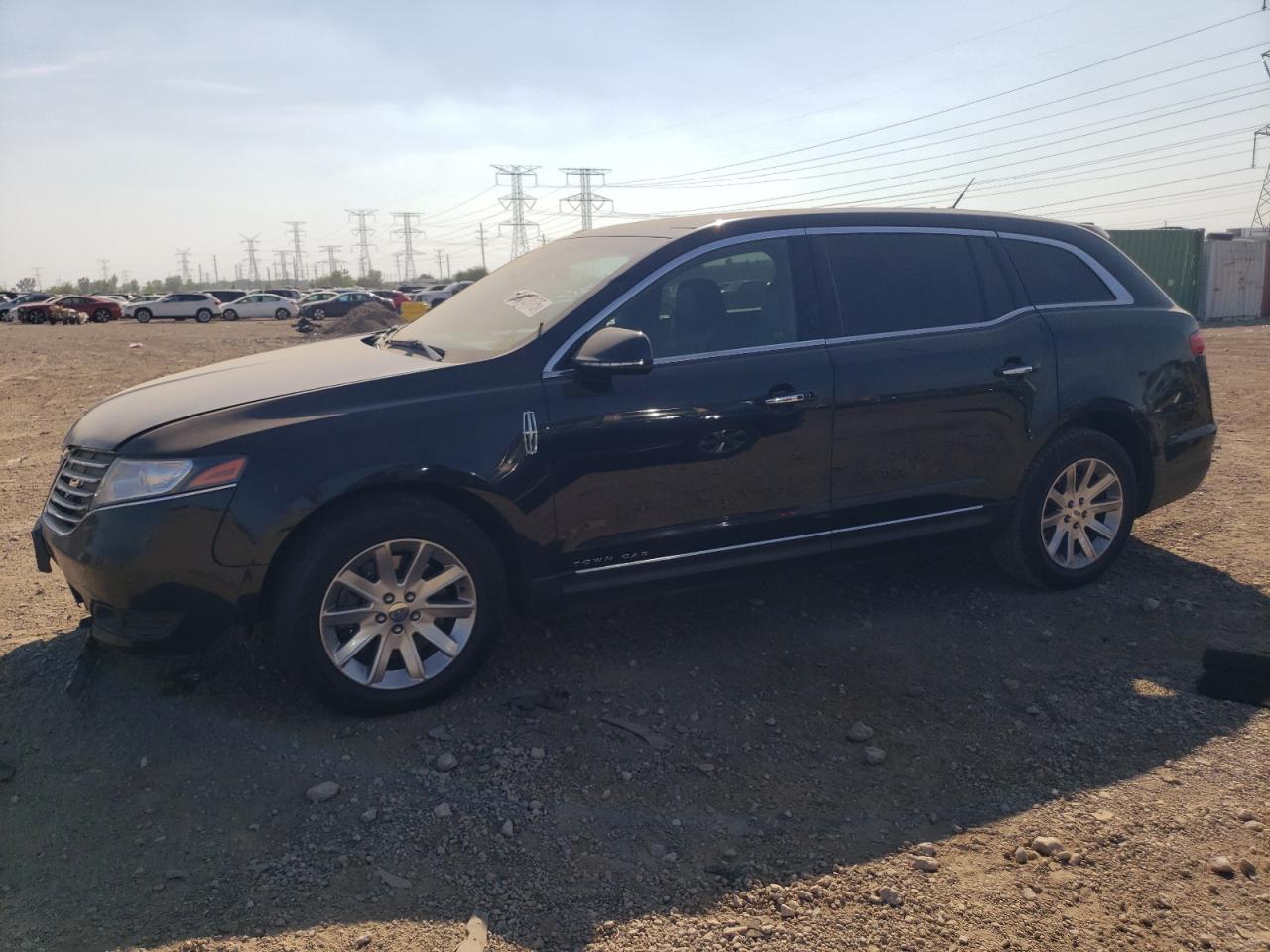 LINCOLN MKT 2017