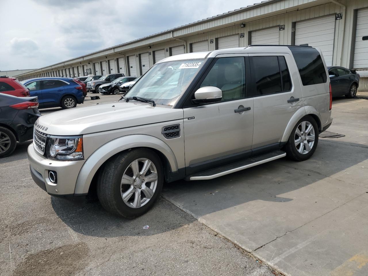 LAND ROVER LR4 HSE 2015