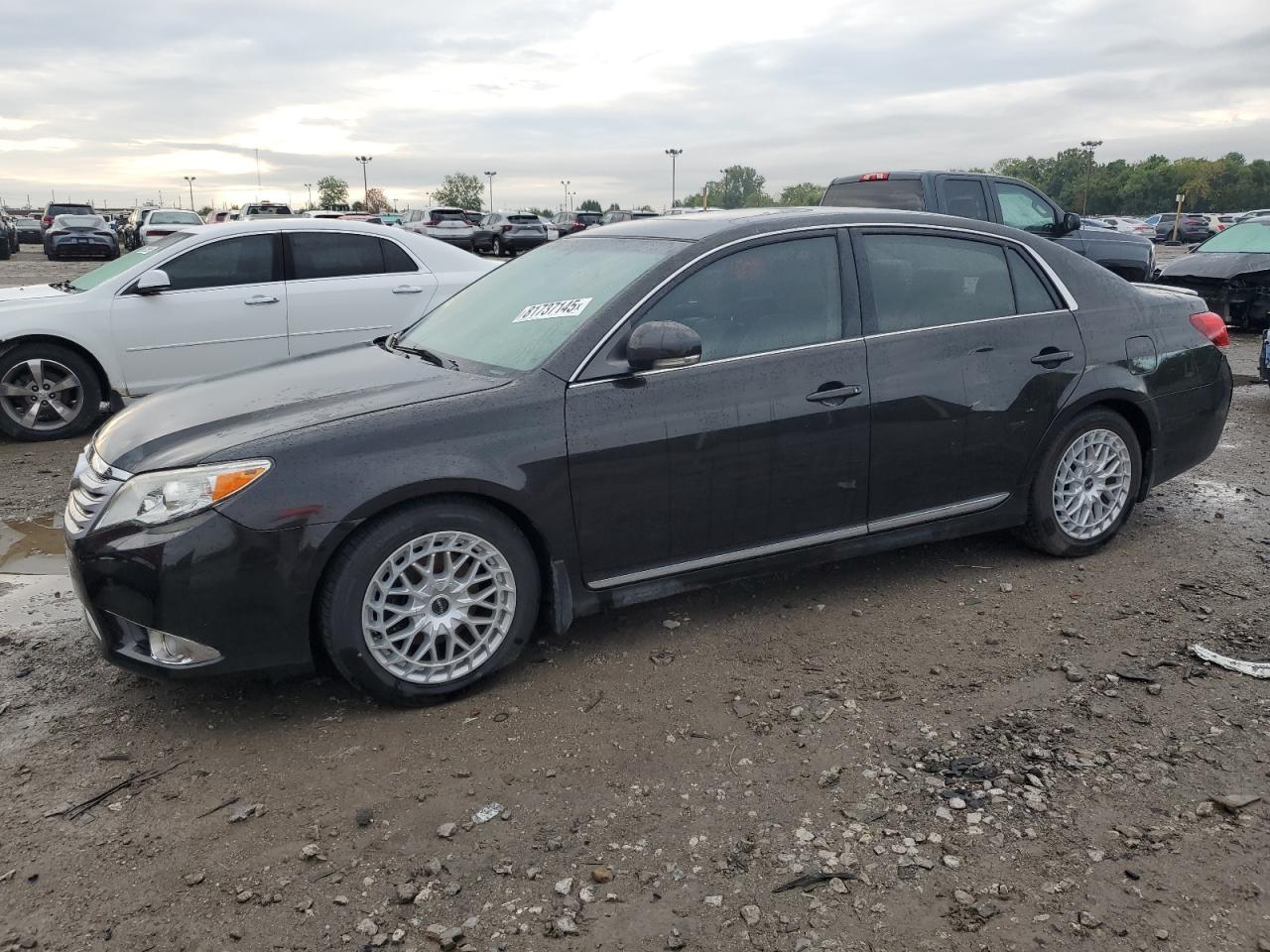 TOYOTA AVALON BAS 2011