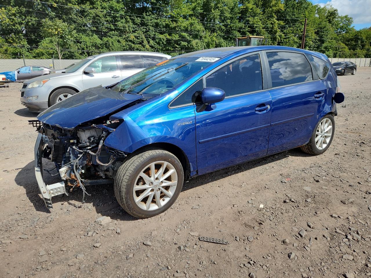 TOYOTA PRIUS V 2012