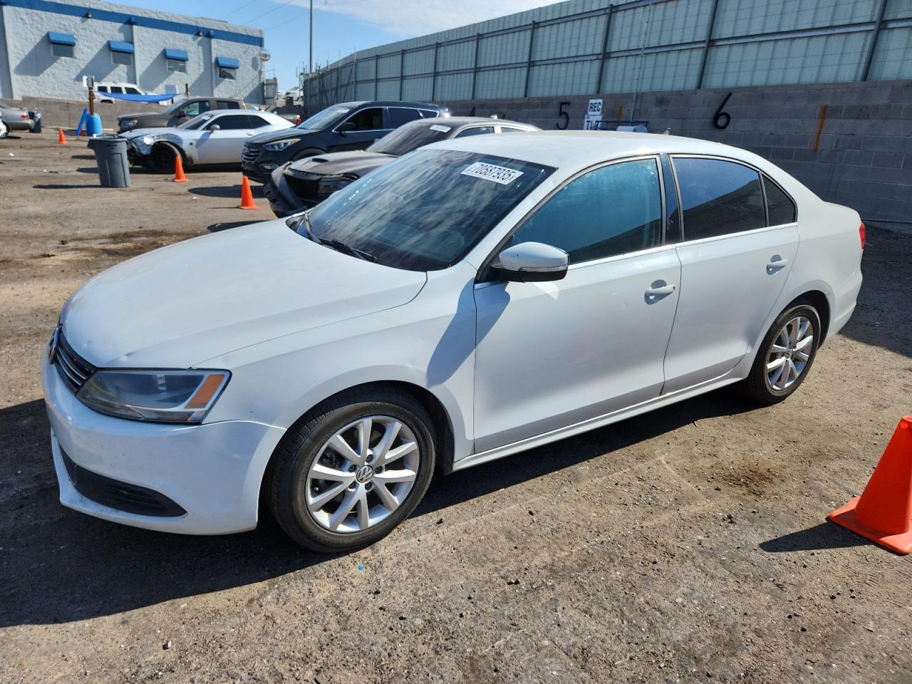 VOLKSWAGEN JETTA SE 2014