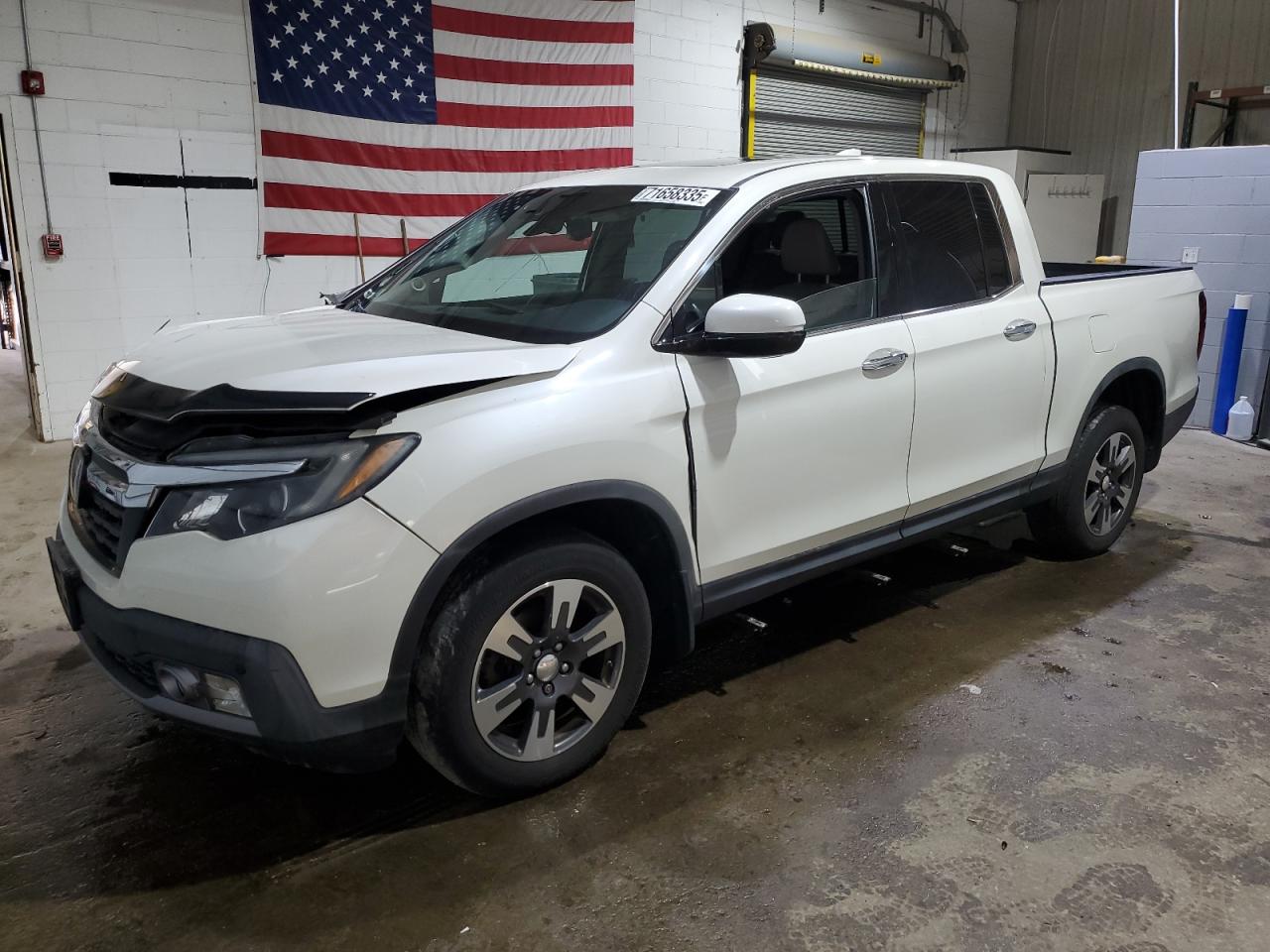 HONDA RIDGELINE 2017