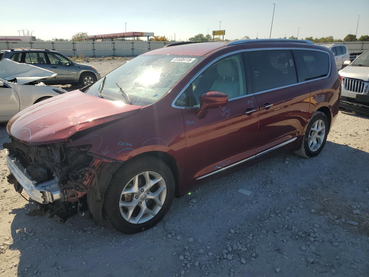 CHRYSLER PACIFICA 2018