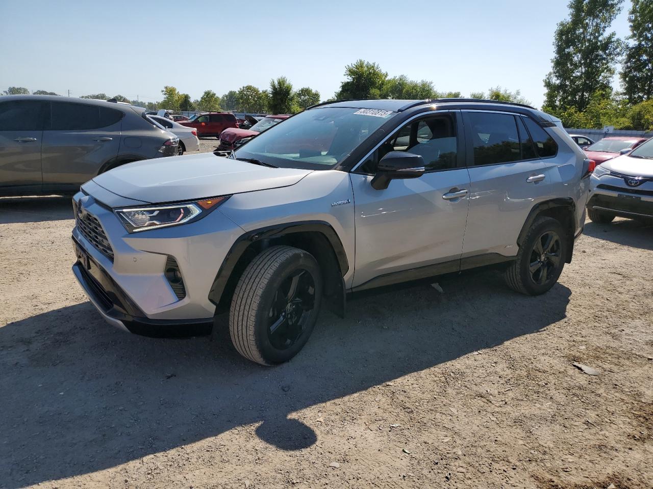 TOYOTA RAV4 XLE 2021