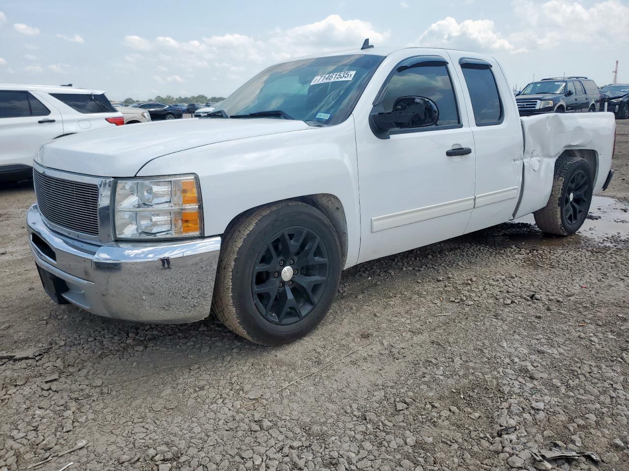 CHEVROLET SILVERADO 2013