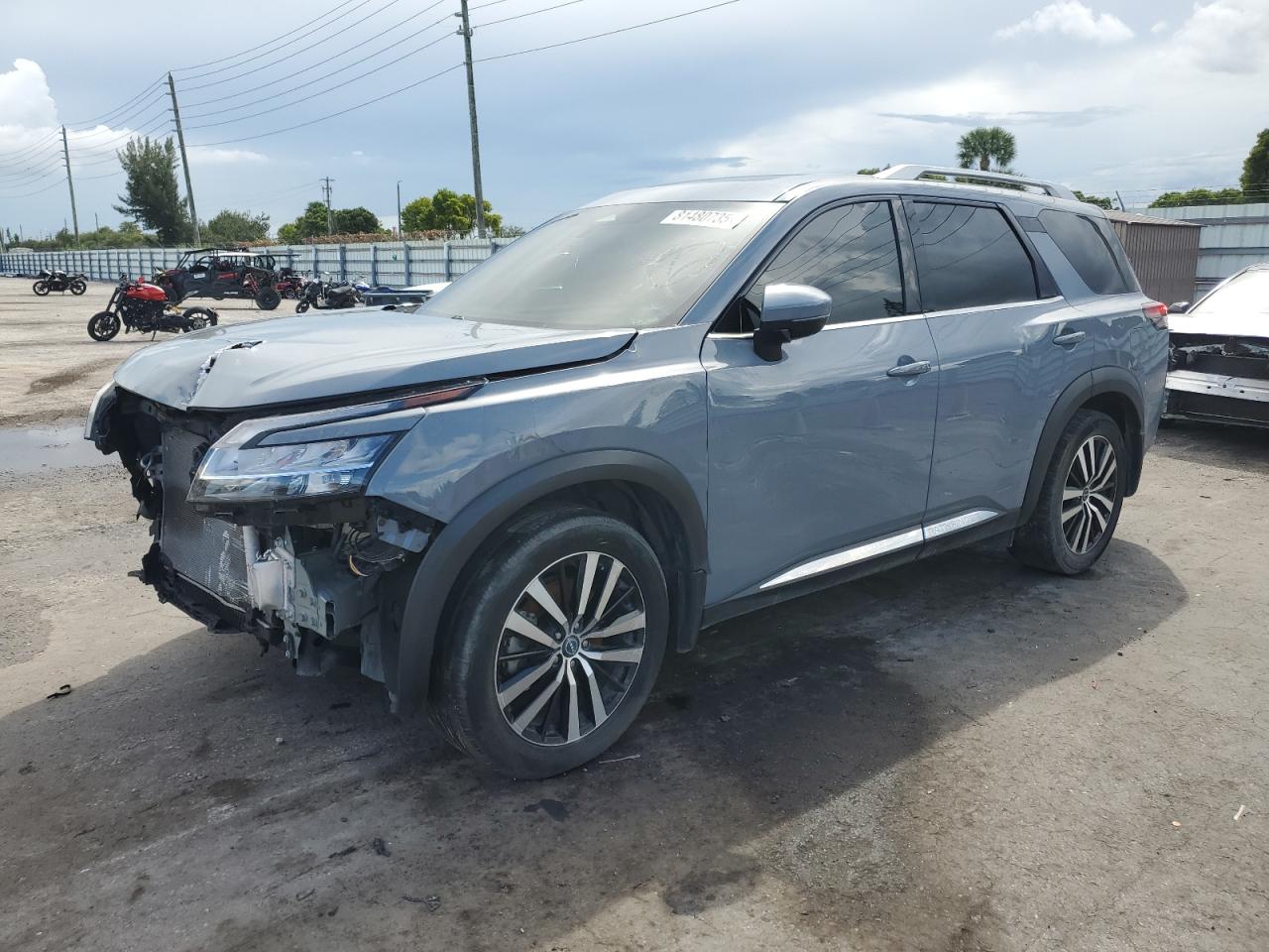NISSAN PATHFINDER 2023
