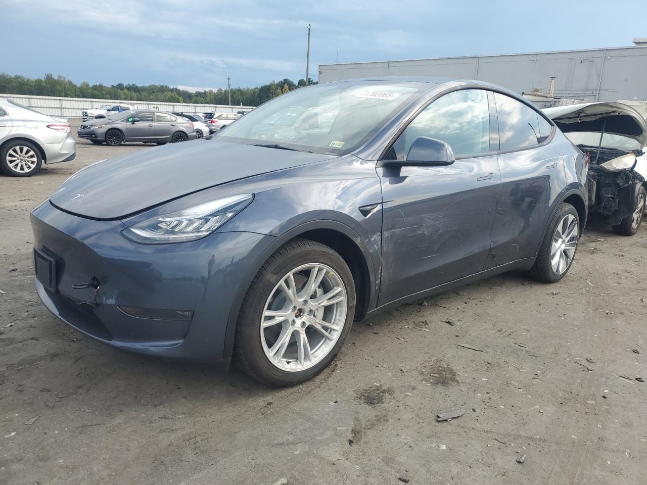 TESLA MODEL Y 2023