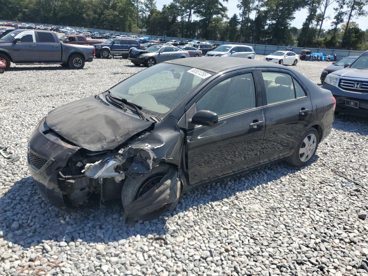 TOYOTA YARIS 2009