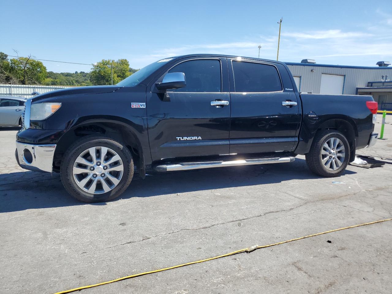 TOYOTA TUNDRA CRE 2011