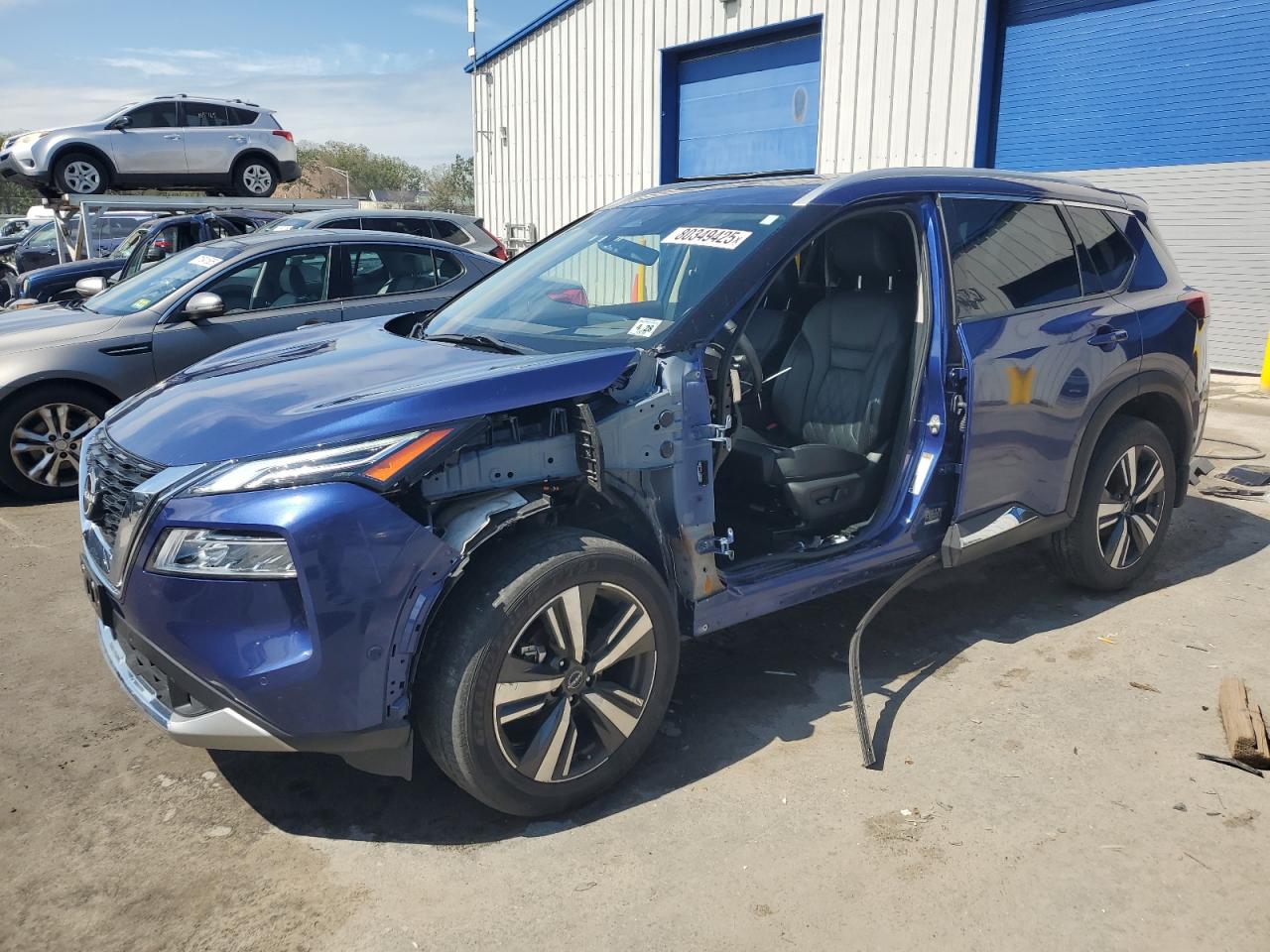 NISSAN ROGUE PLAT 2023
