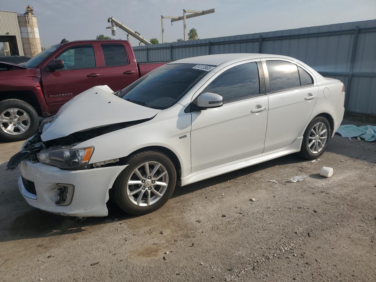 MITSUBISHI LANCER ES 2016