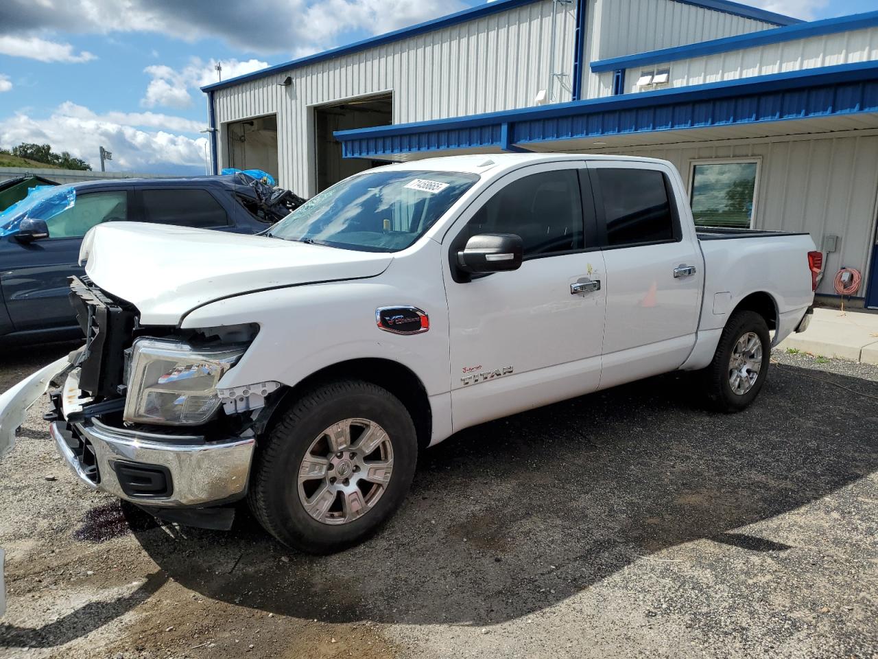 NISSAN TITAN S 2017