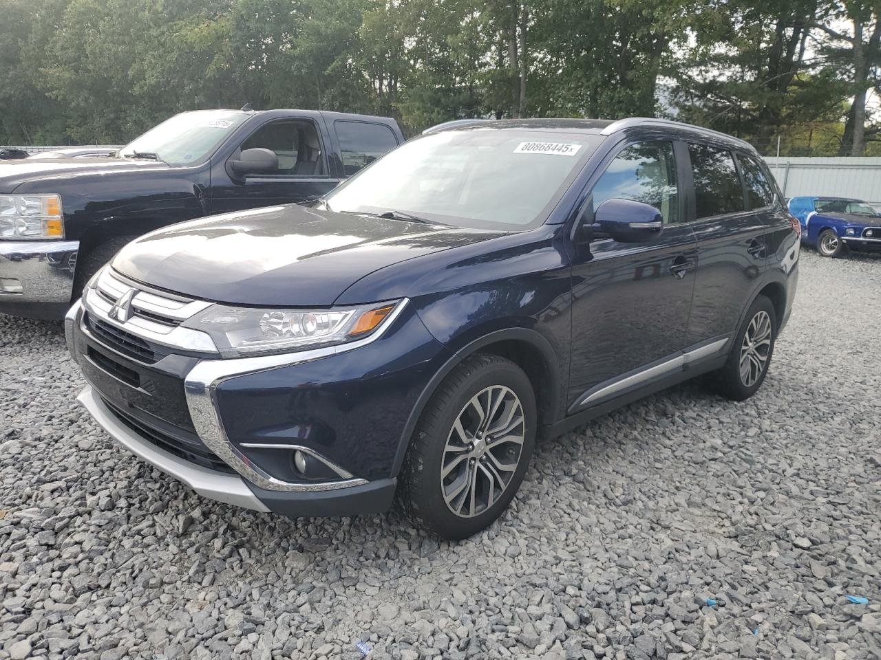 MITSUBISHI OUTLANDER 2017