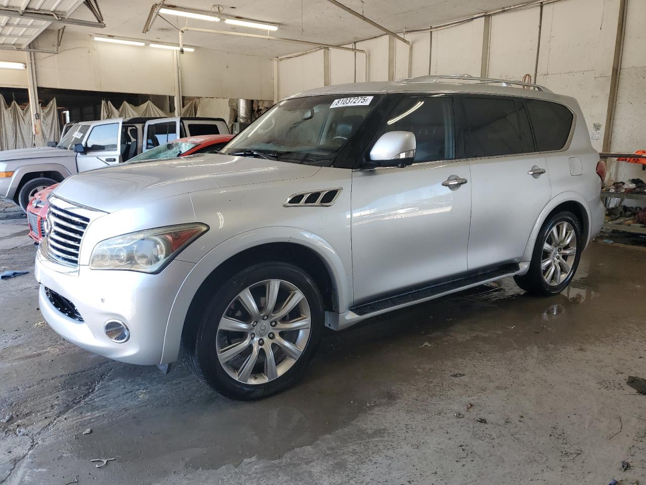 INFINITI QX56 2011