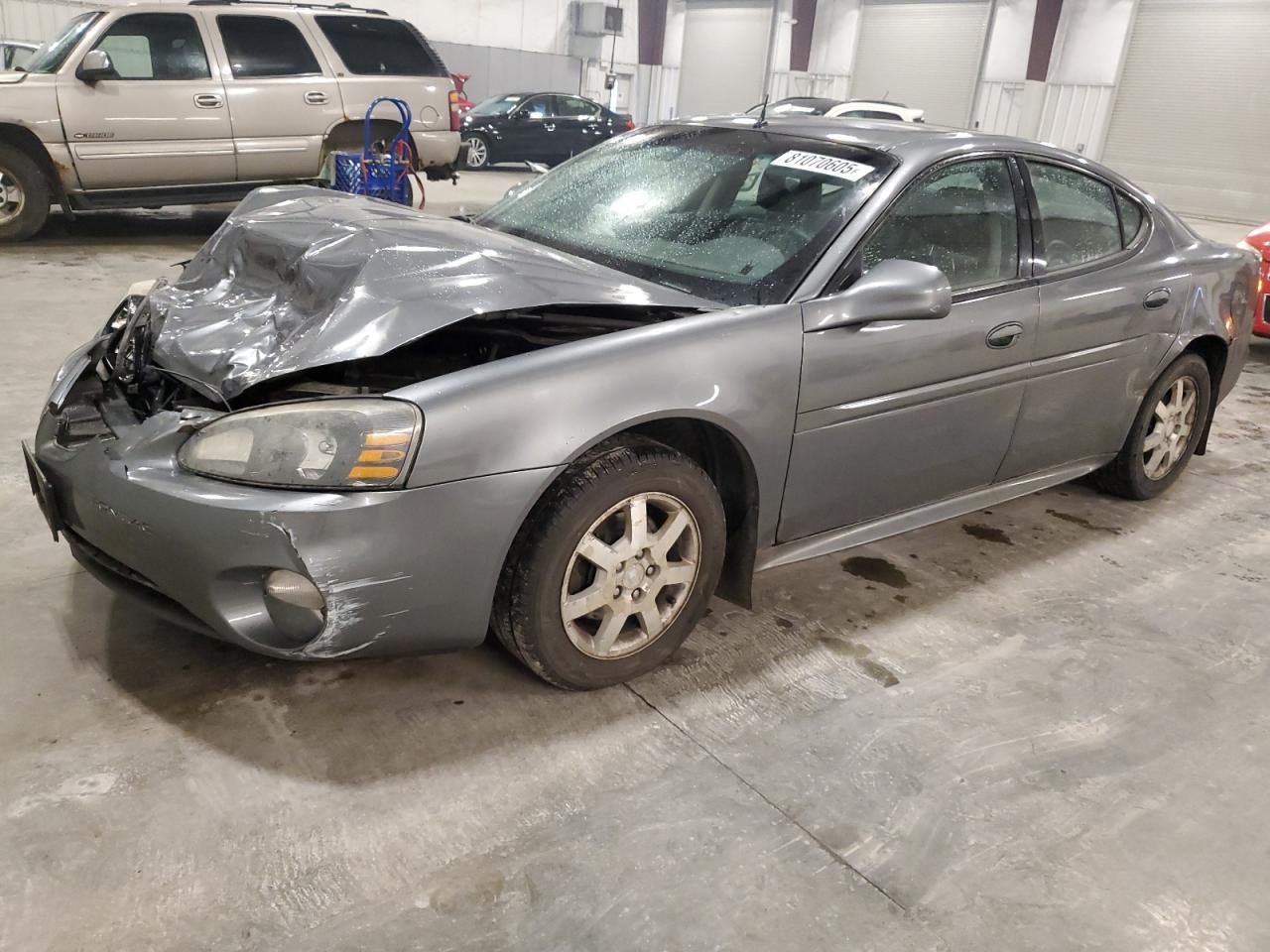 PONTIAC GRAND PRIX 2005