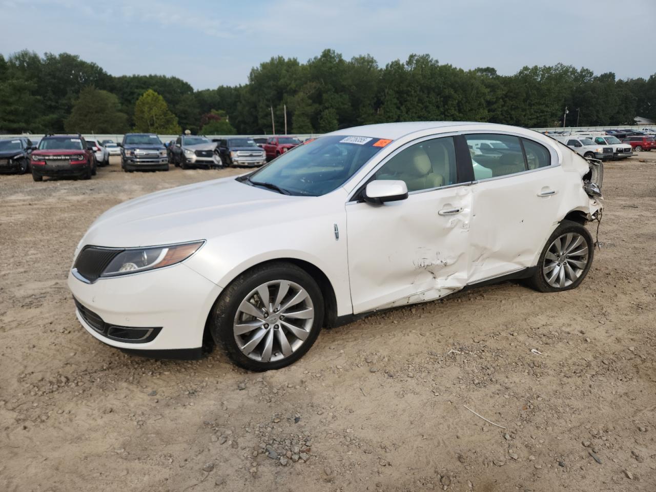 LINCOLN MKS 2015