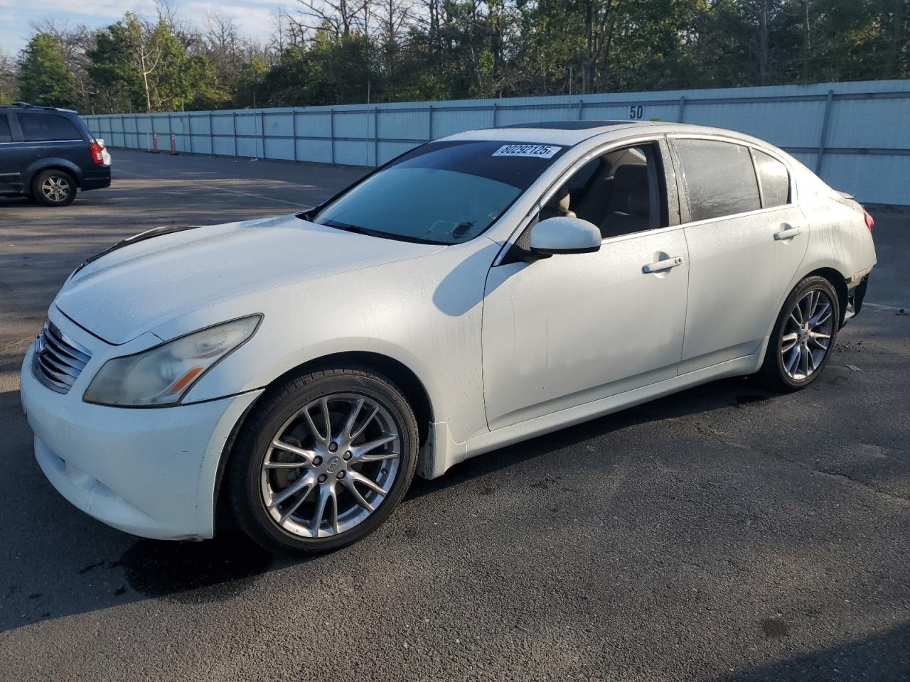INFINITI G35 2008