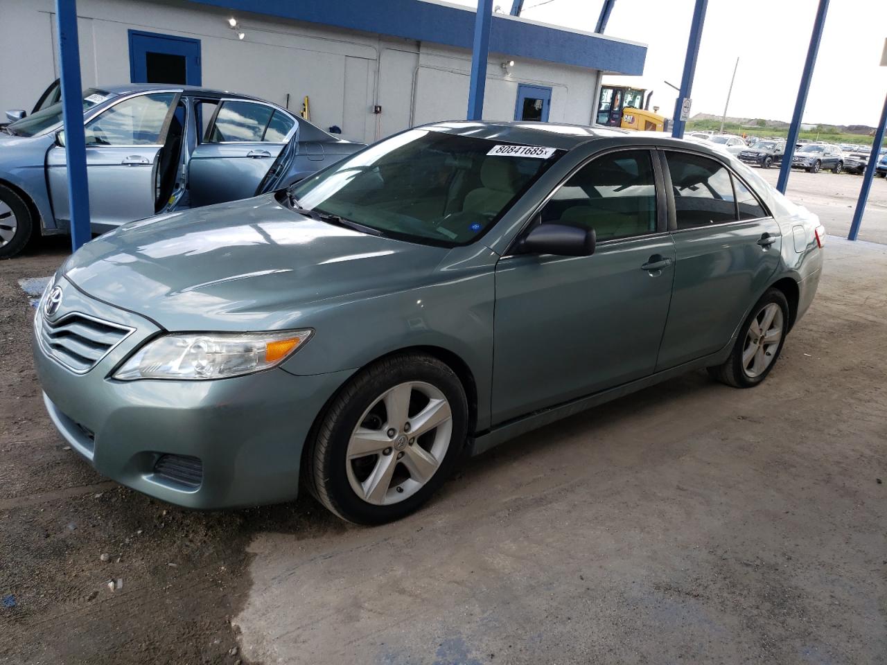 TOYOTA CAMRY BASE 2011