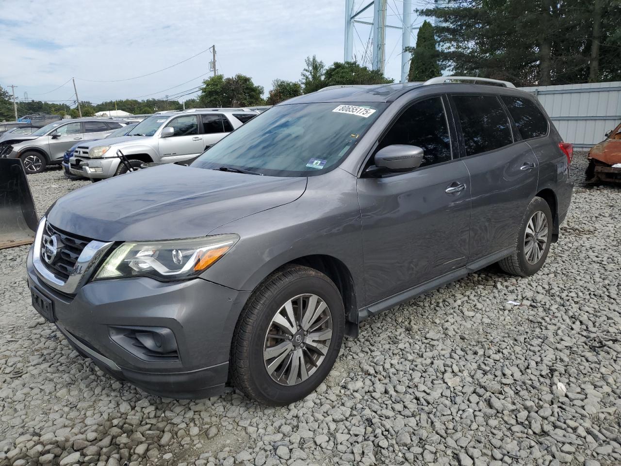 NISSAN PATHFINDER 2017