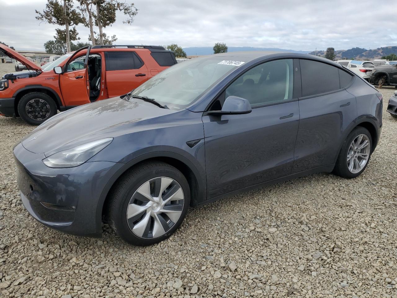 TESLA MODEL Y 2023