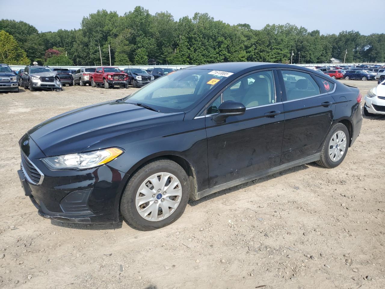 FORD FUSION S 2020