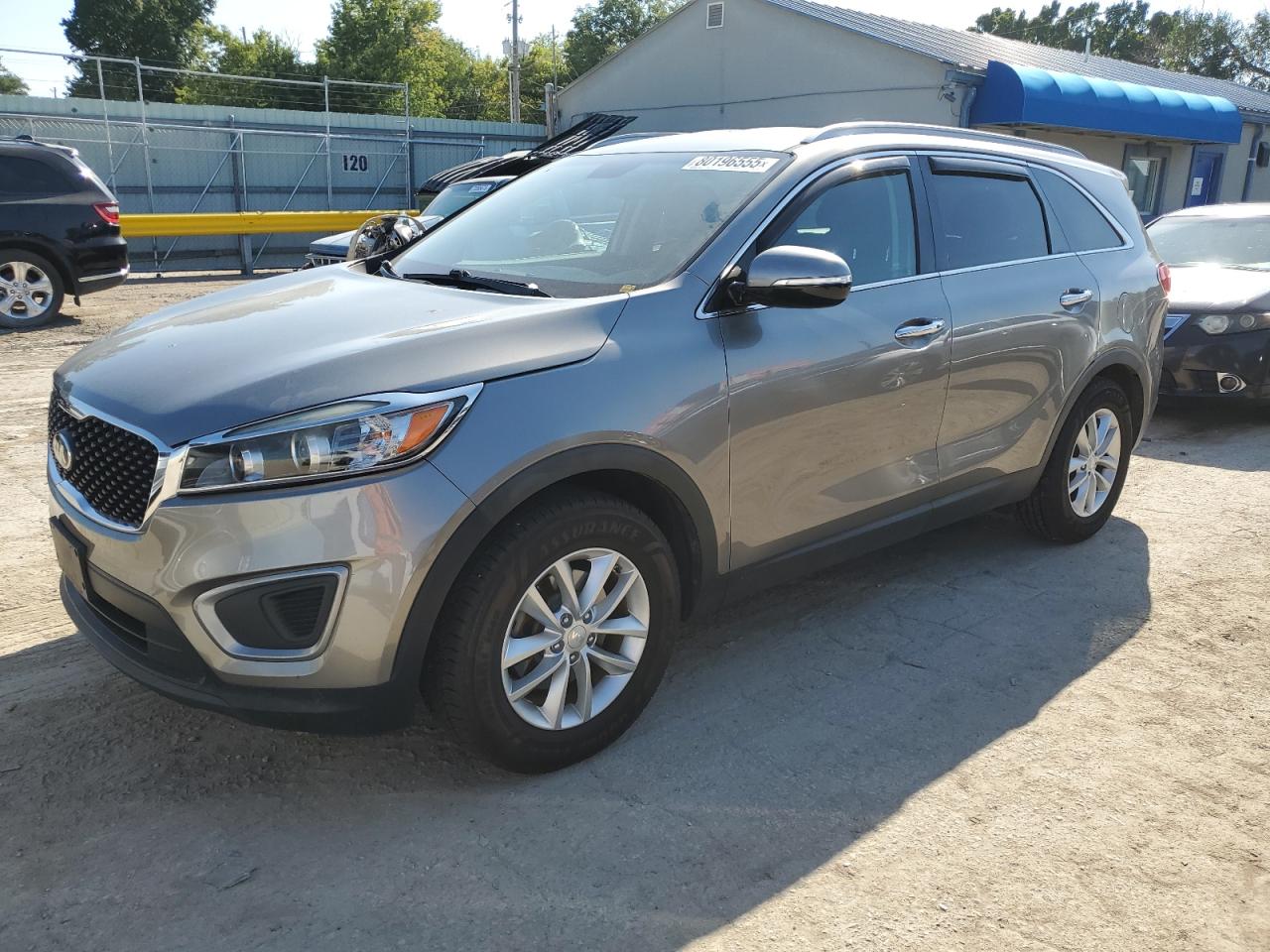 KIA SORENTO LX 2017