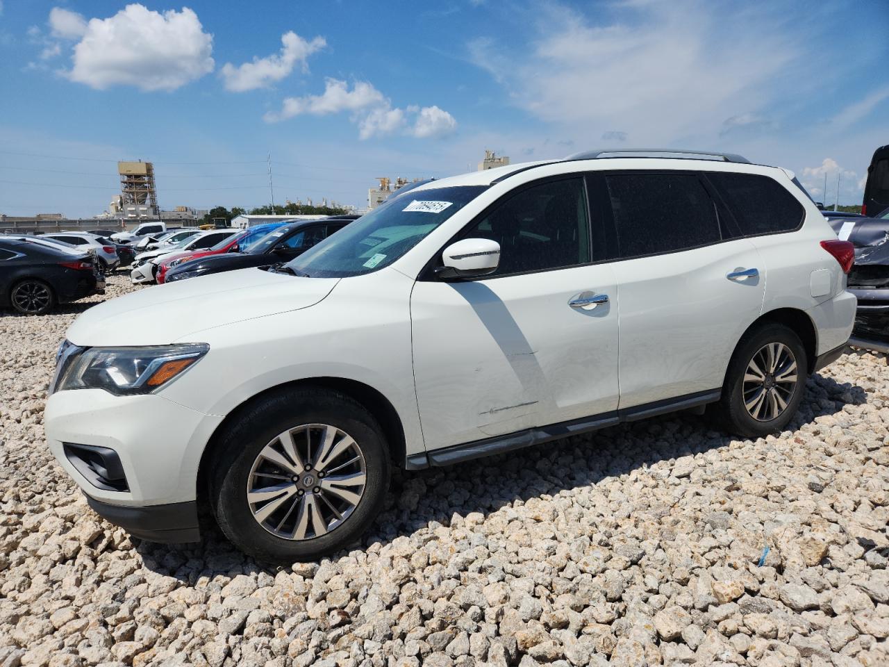 NISSAN PATHFINDER S 2019