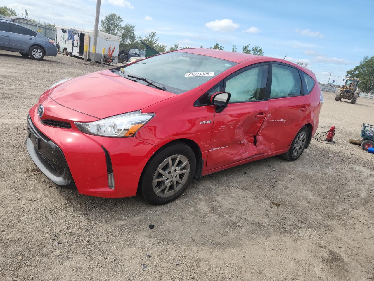 TOYOTA PRIUS V 2017