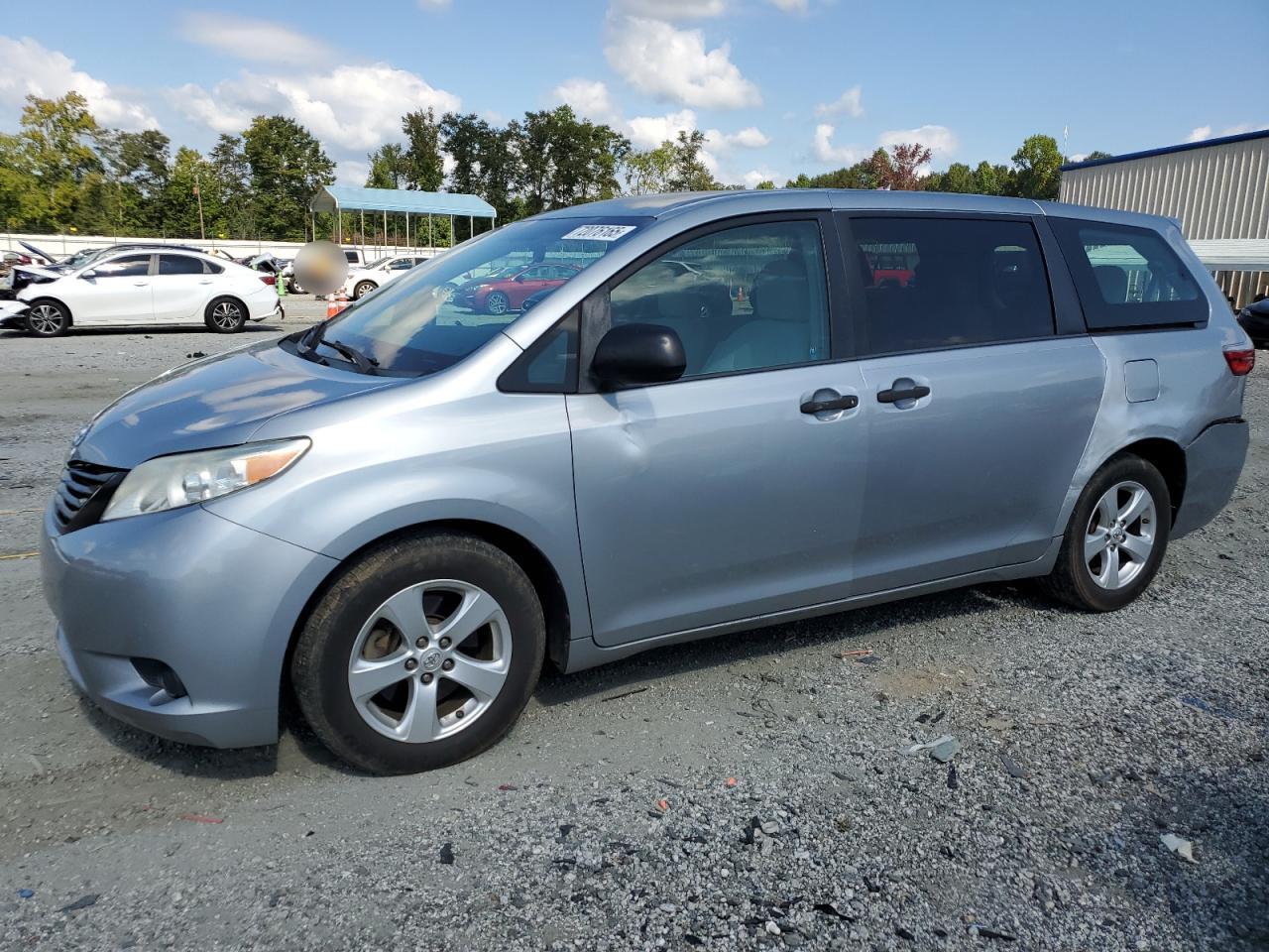 TOYOTA SIENNA 2015