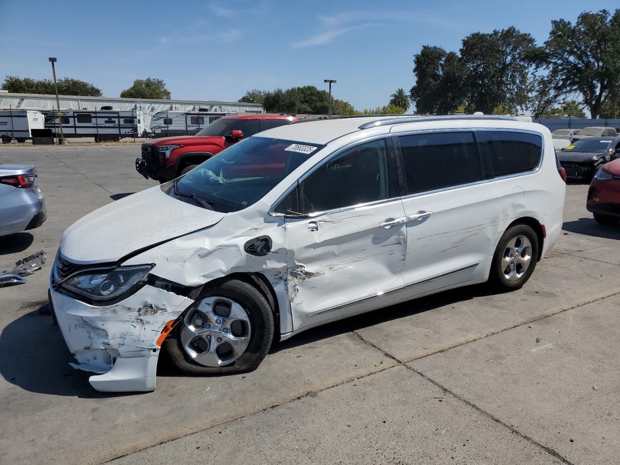 CHRYSLER PACIFICA HYBRID LIMITED 2018