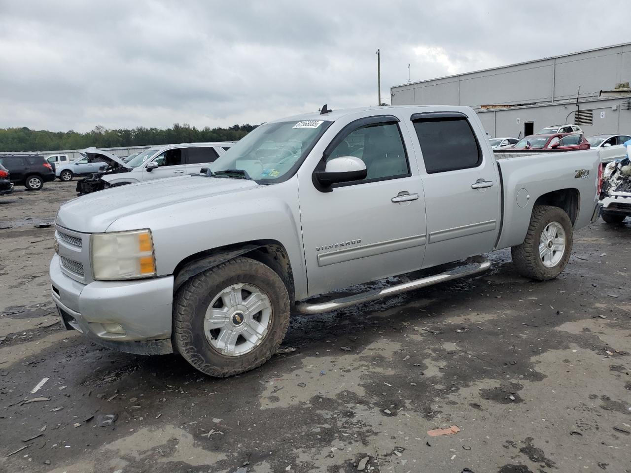 CHEVROLET SILVERADO 2011