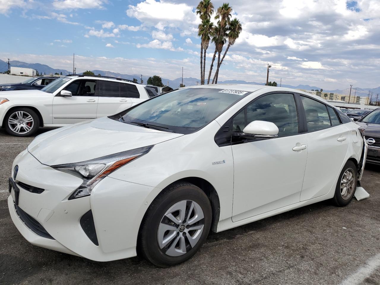 TOYOTA PRIUS 2017