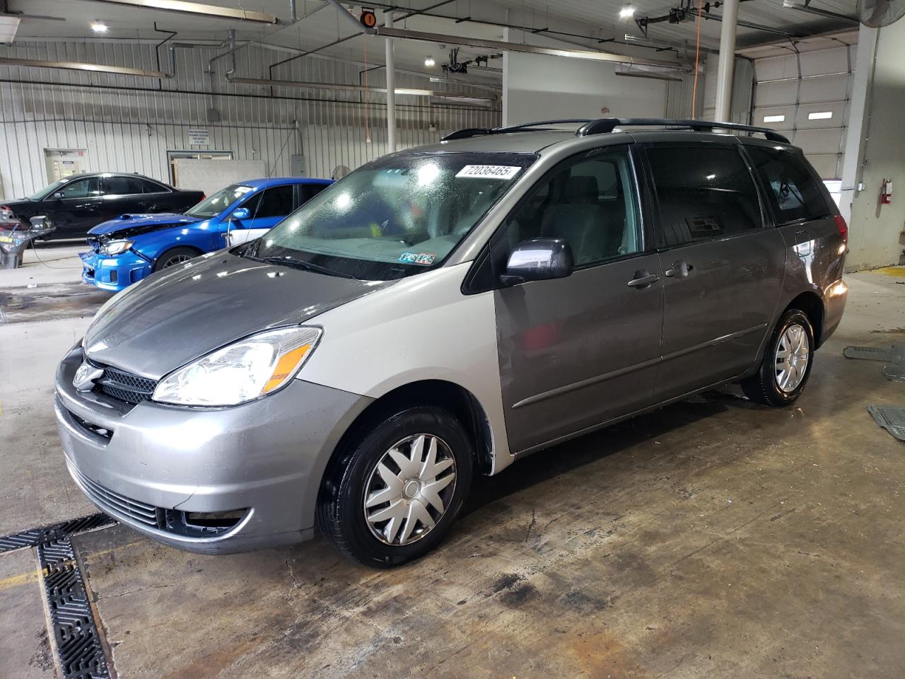 TOYOTA SIENNA CE 2004