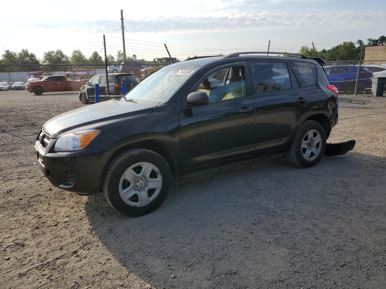 TOYOTA RAV4 2011