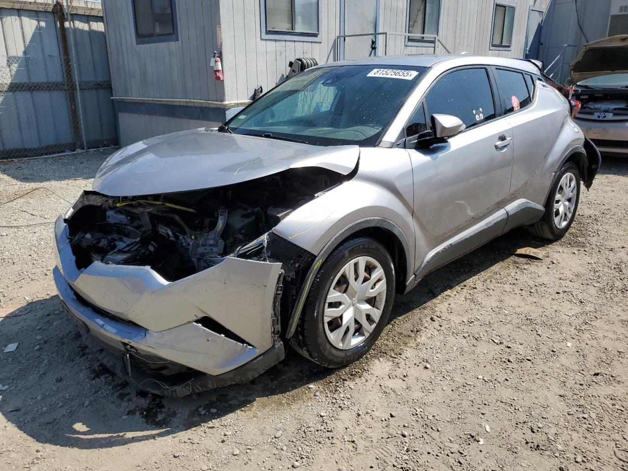 TOYOTA C-HR XLE 2019