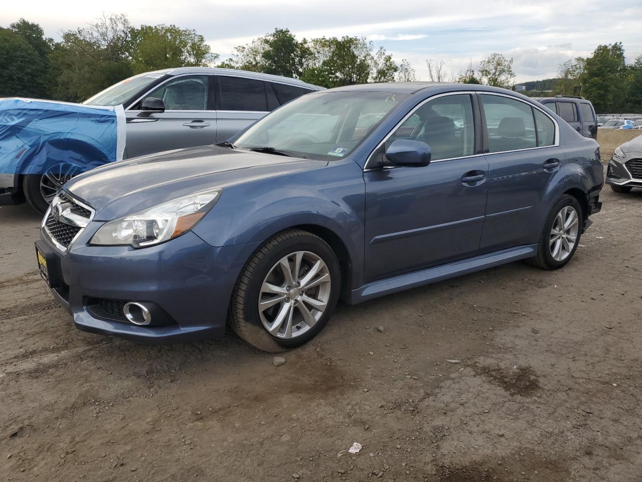 SUBARU LEGACY 3.6R LIMITED 2013