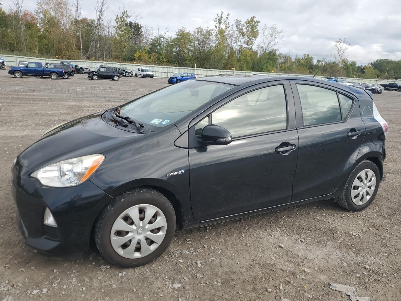 TOYOTA PRIUS C 2014