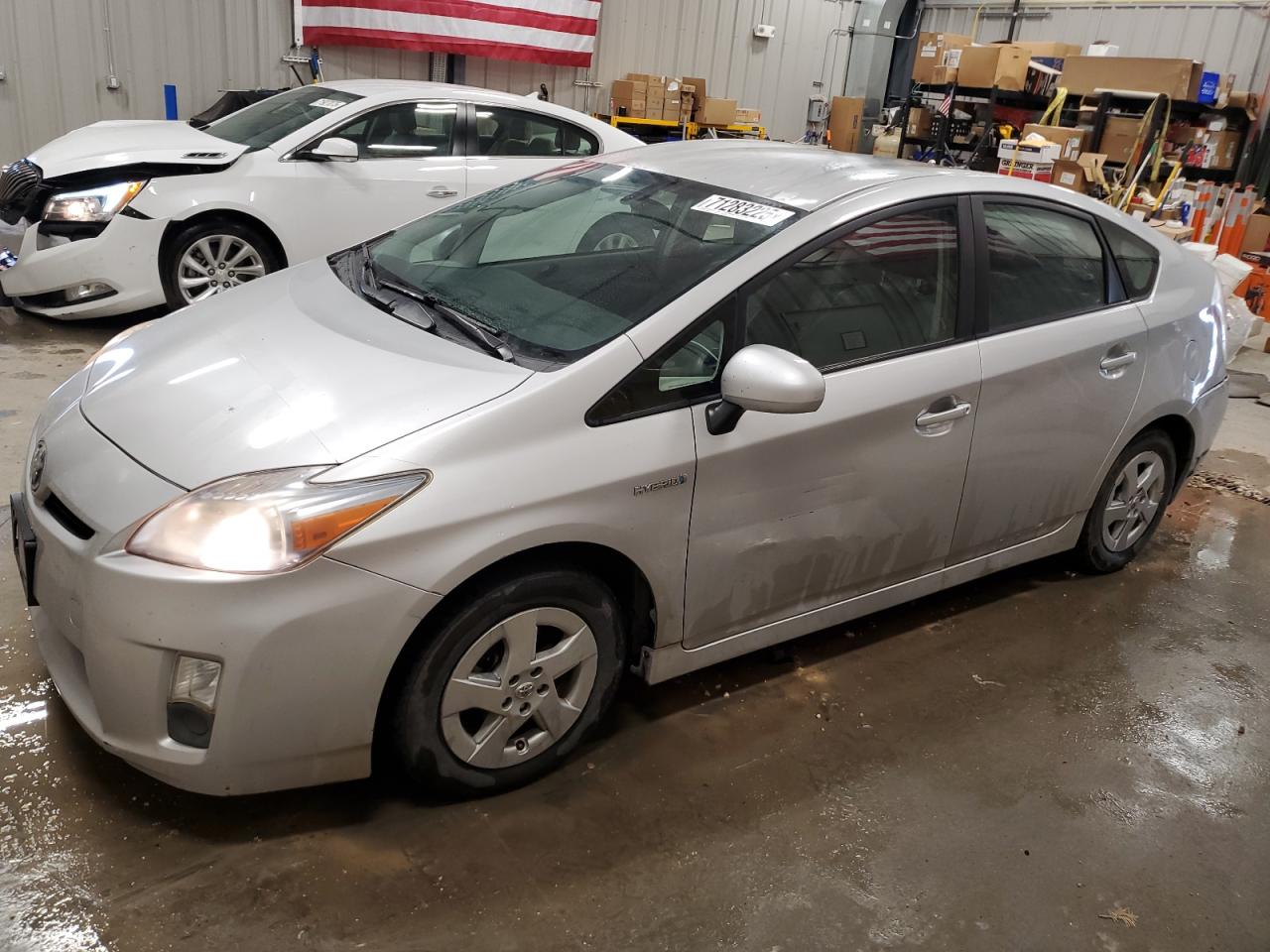 TOYOTA PRIUS 2010