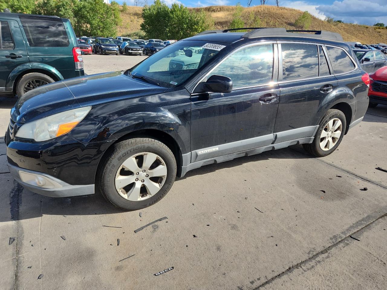 SUBARU OUTBACK 2. 2012