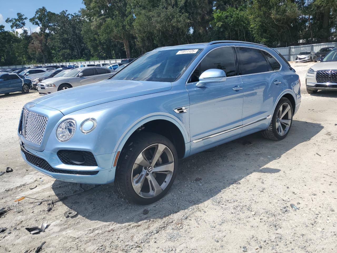 BENTLEY BENTAYGA 2017