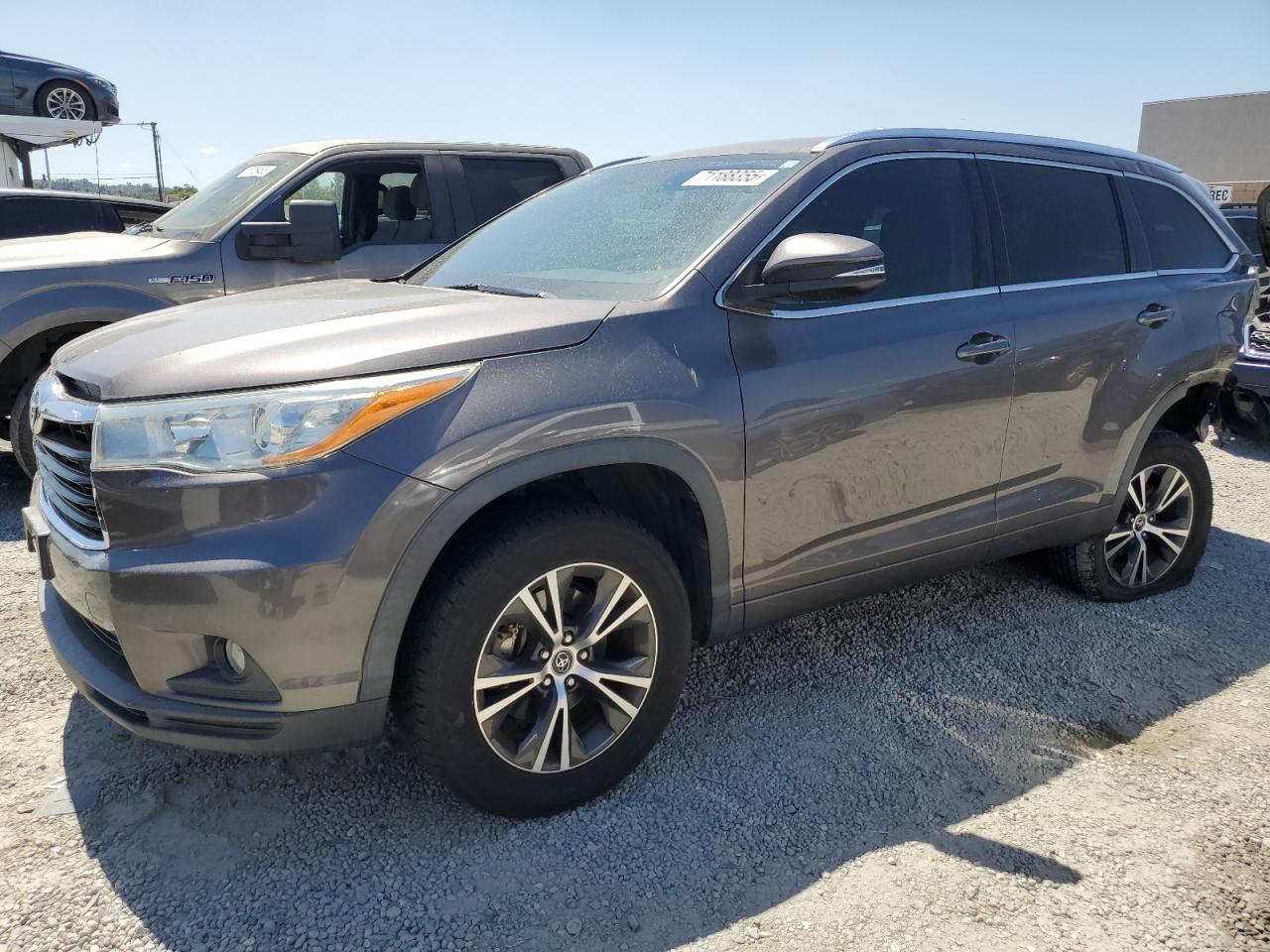 TOYOTA HIGHLANDER 2016