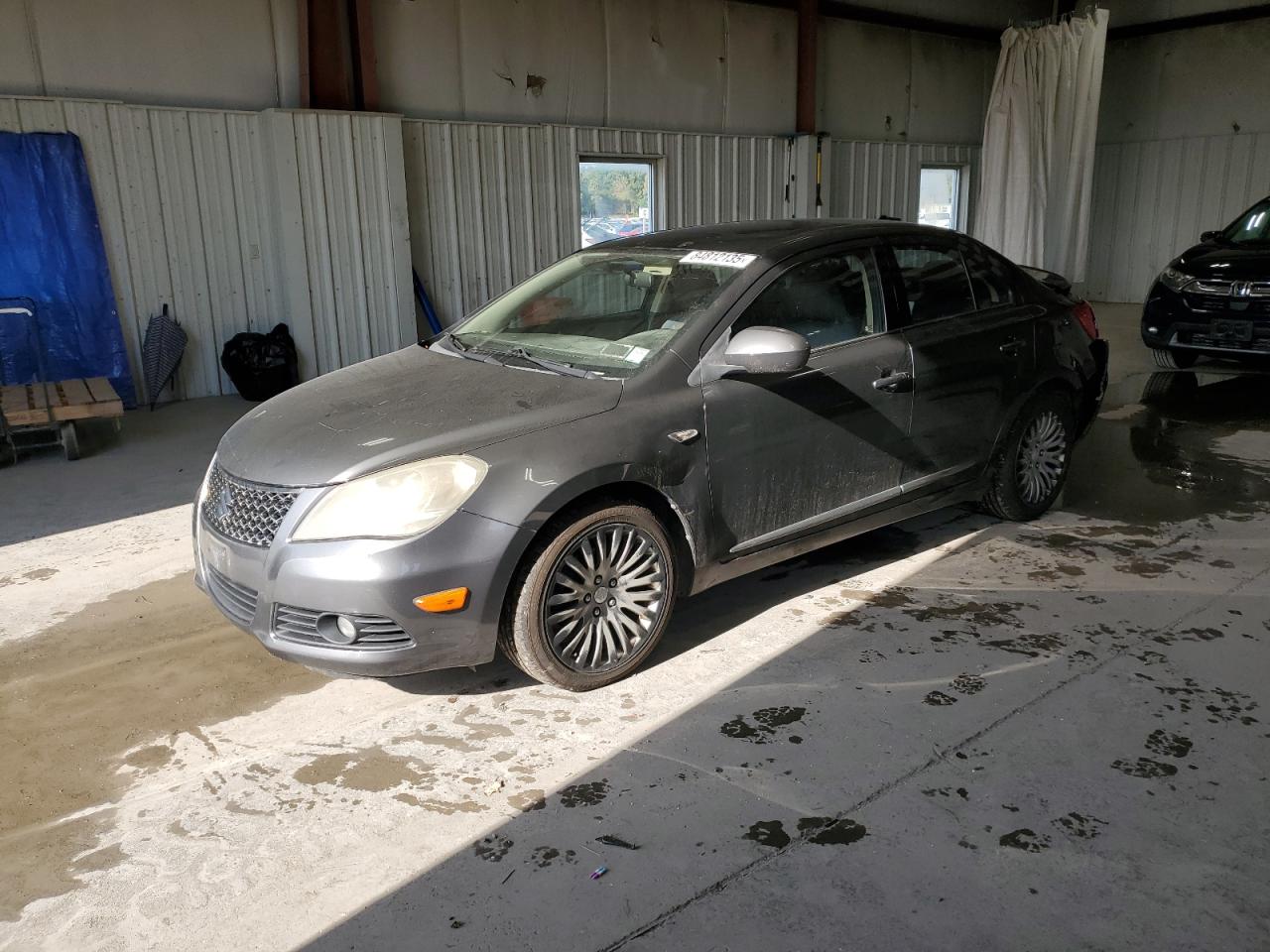 SUZUKI KIZASHI GT 2010