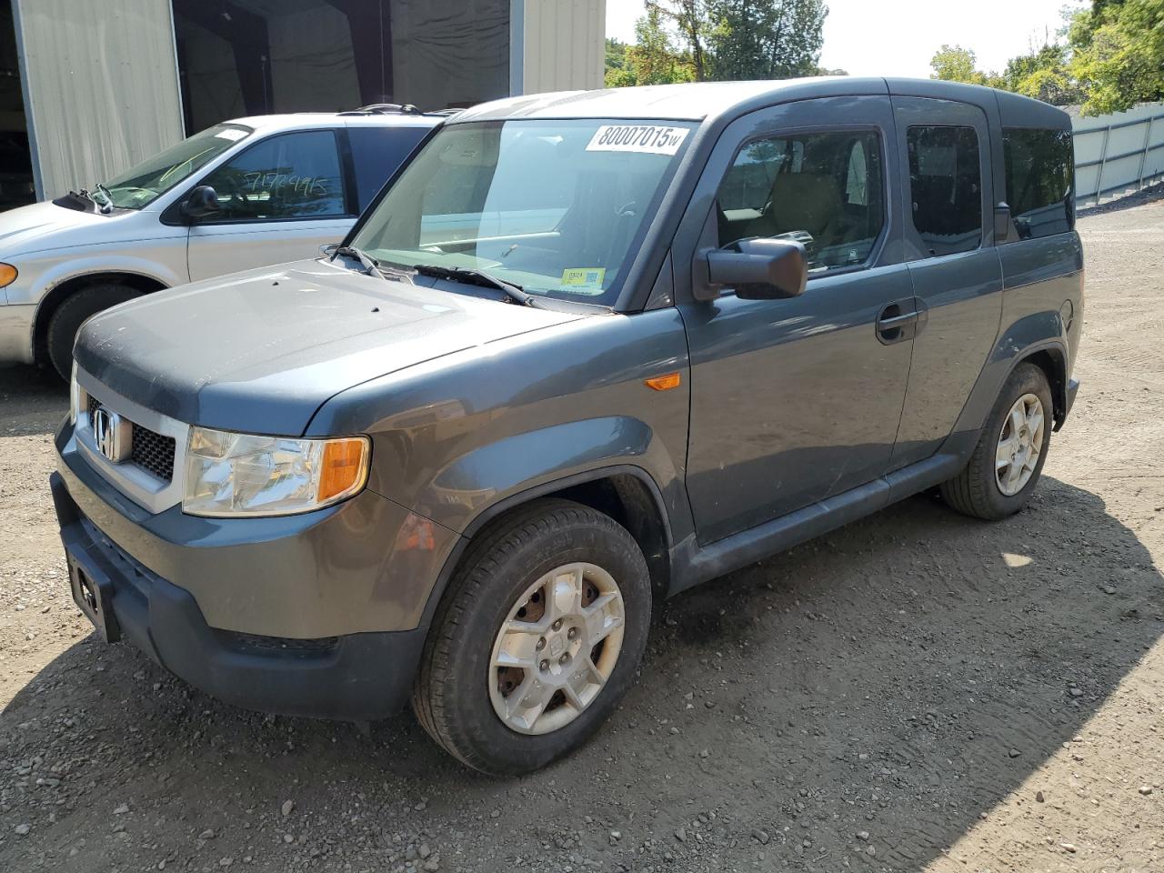 HONDA ELEMENT LX 2011