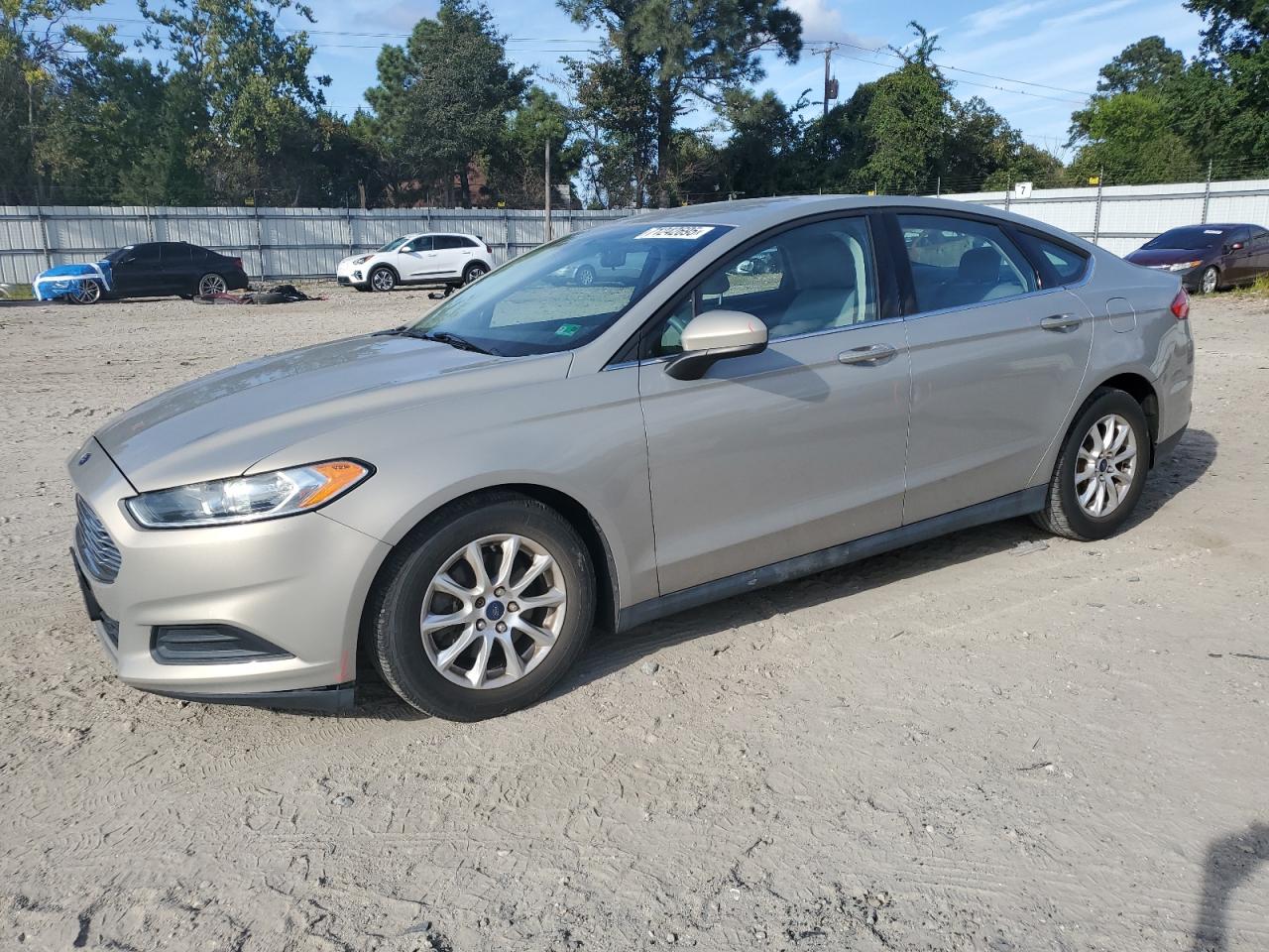 FORD FUSION S 2015