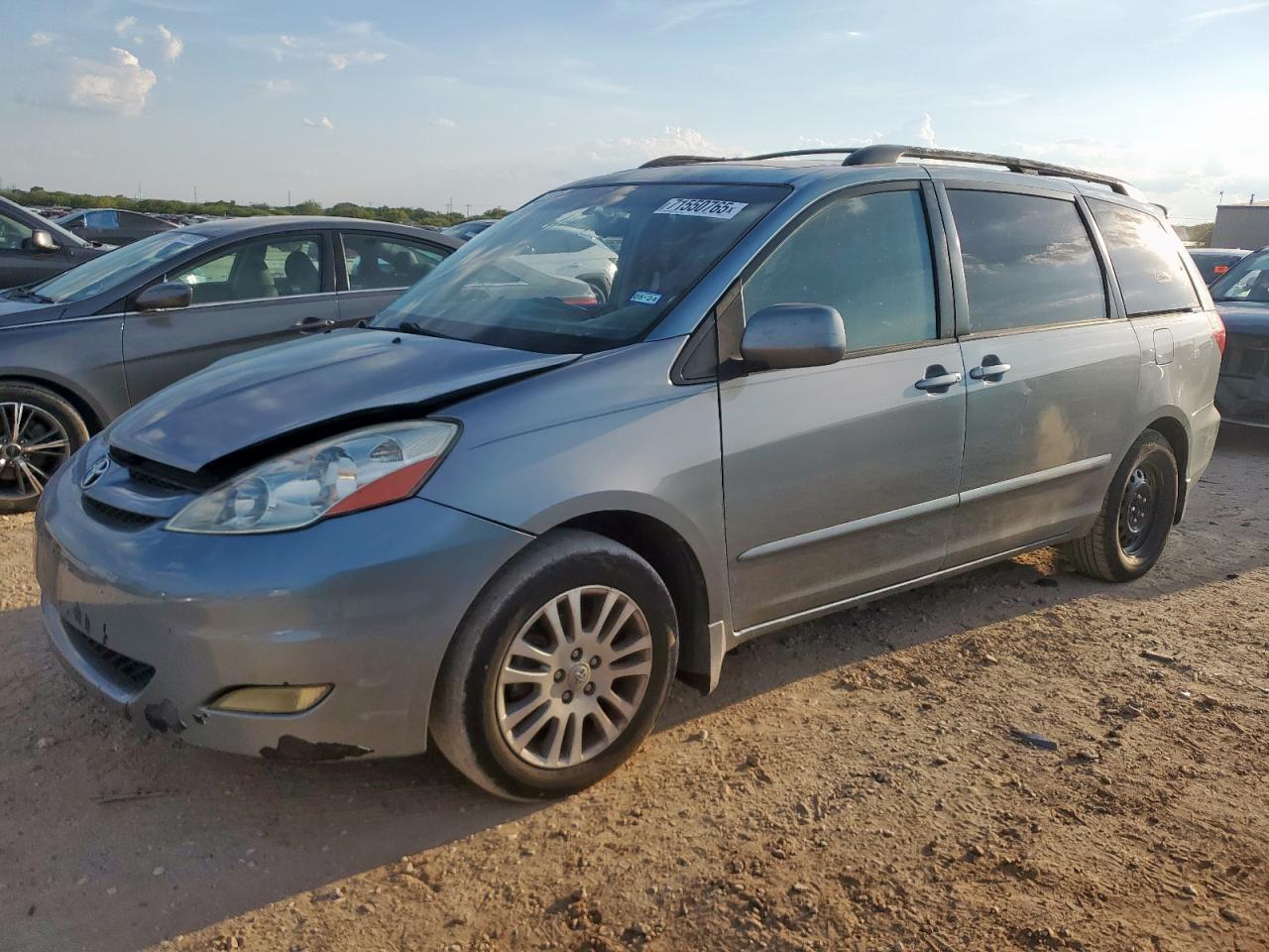 TOYOTA SIENNA XLE 2008