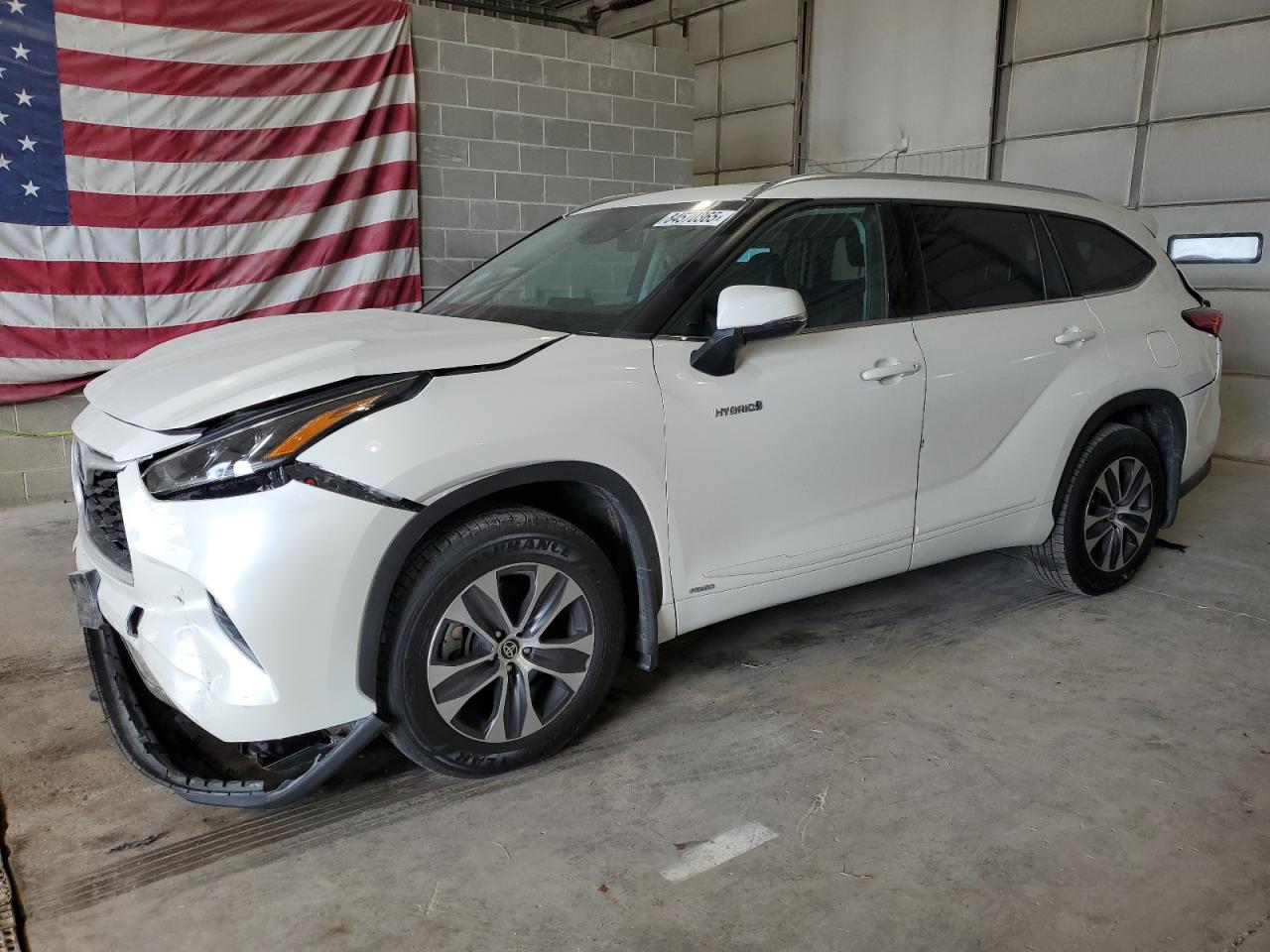 TOYOTA HIGHLANDER HYBRID XLE 2021