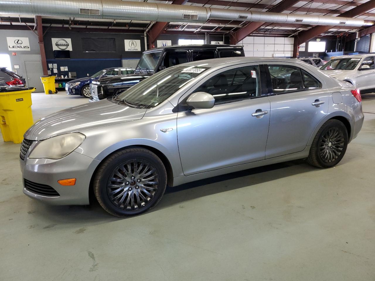 SUZUKI KIZASHI SE 2011