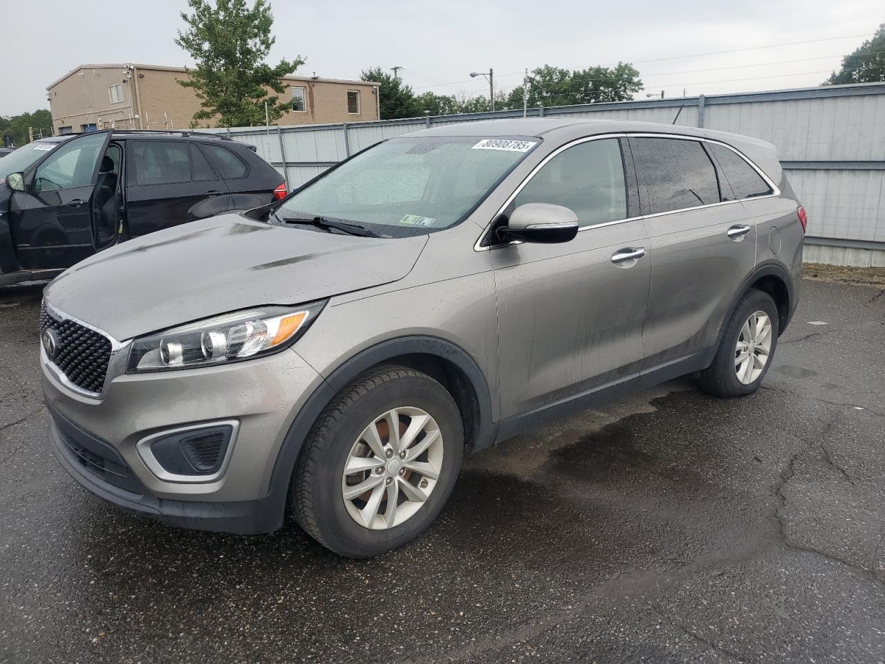 KIA SORENTO LX 2017