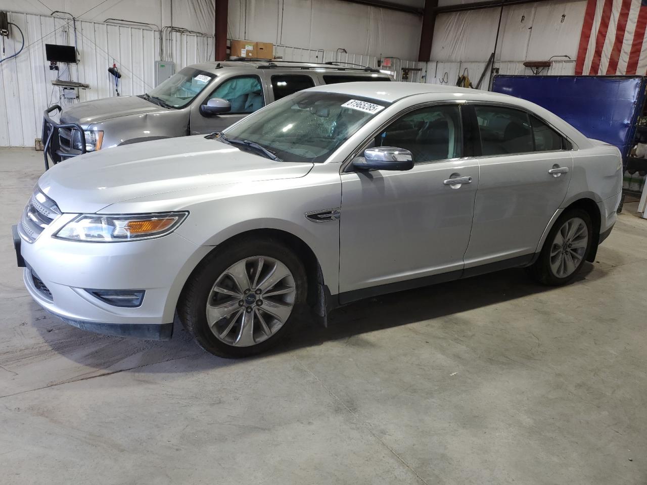 FORD TAURUS 2010