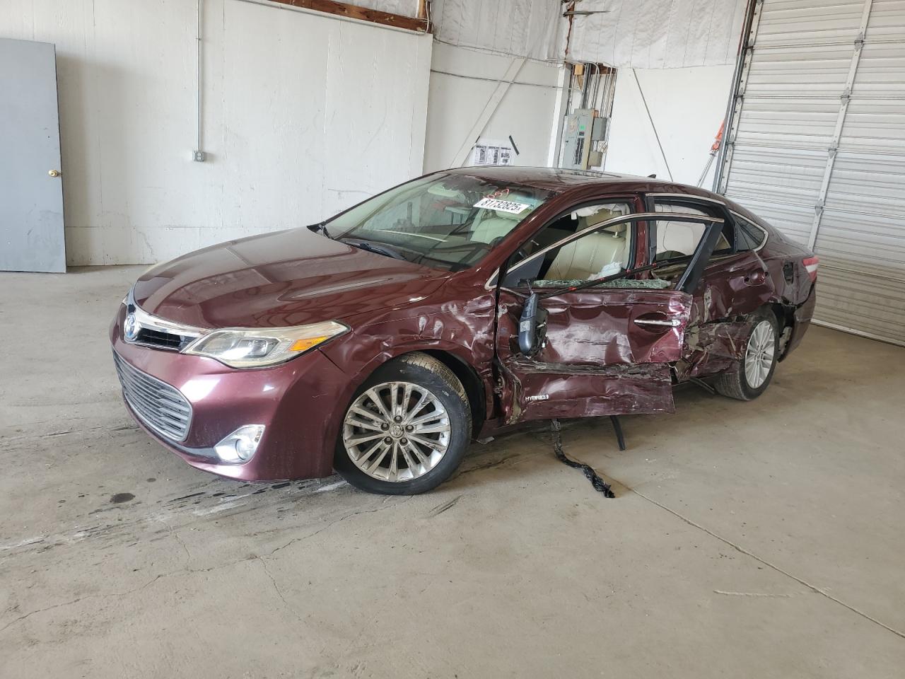 TOYOTA AVALON HYB 2013